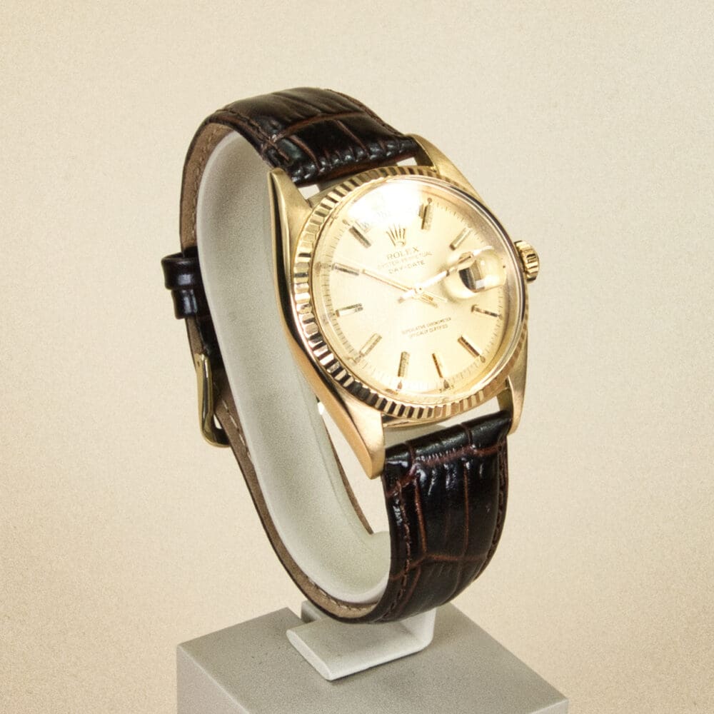 Pre-owned Rolex Day-Date 1803, champagne dial, yellow gold, 36mm, 1960 – photo 2 of 5
