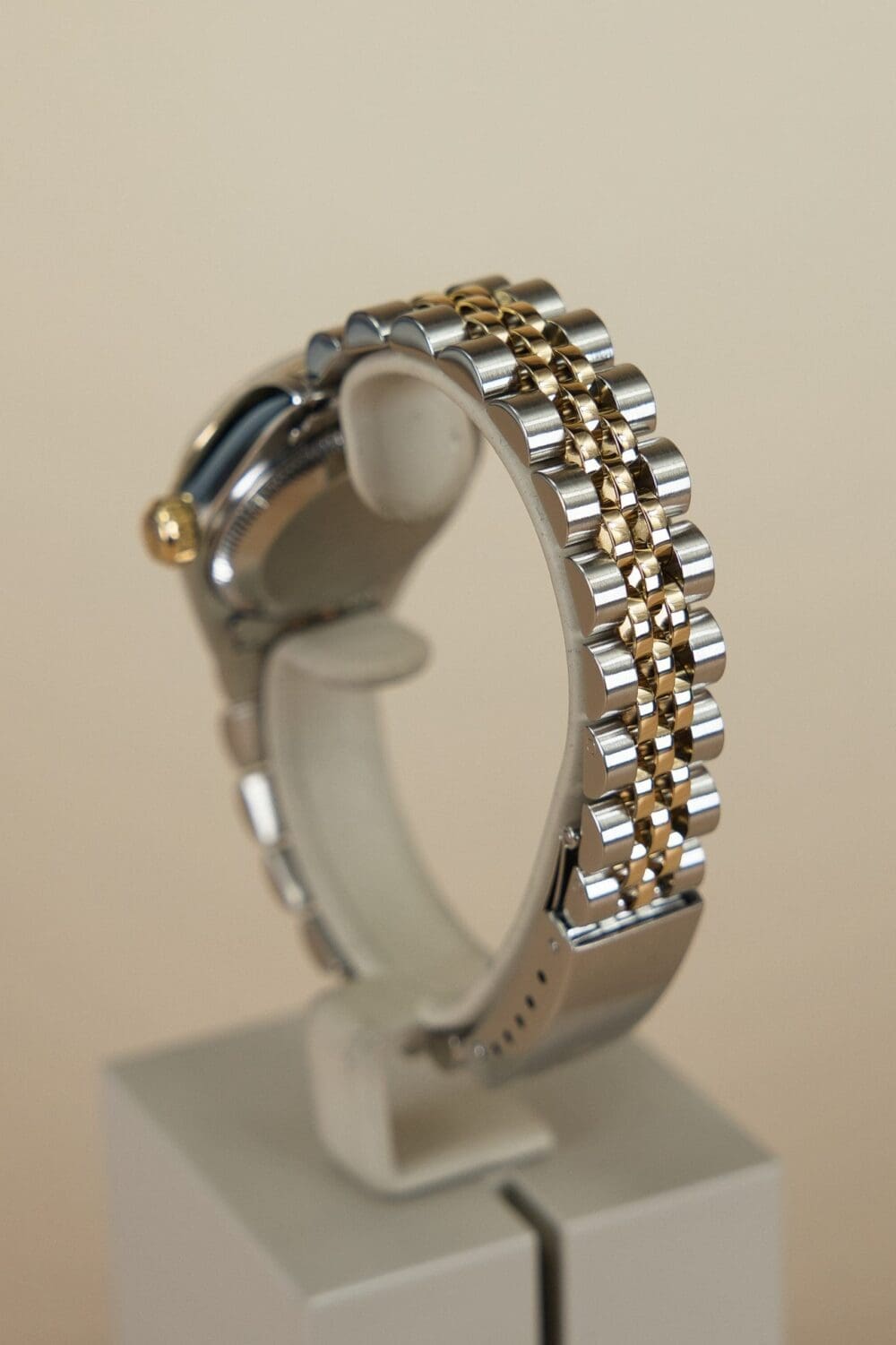 Pre-owned Rolex Lady-Datejust 69173, champagne dial, steel and yellow gold, 26mm, 1995 – photo 3 of 5