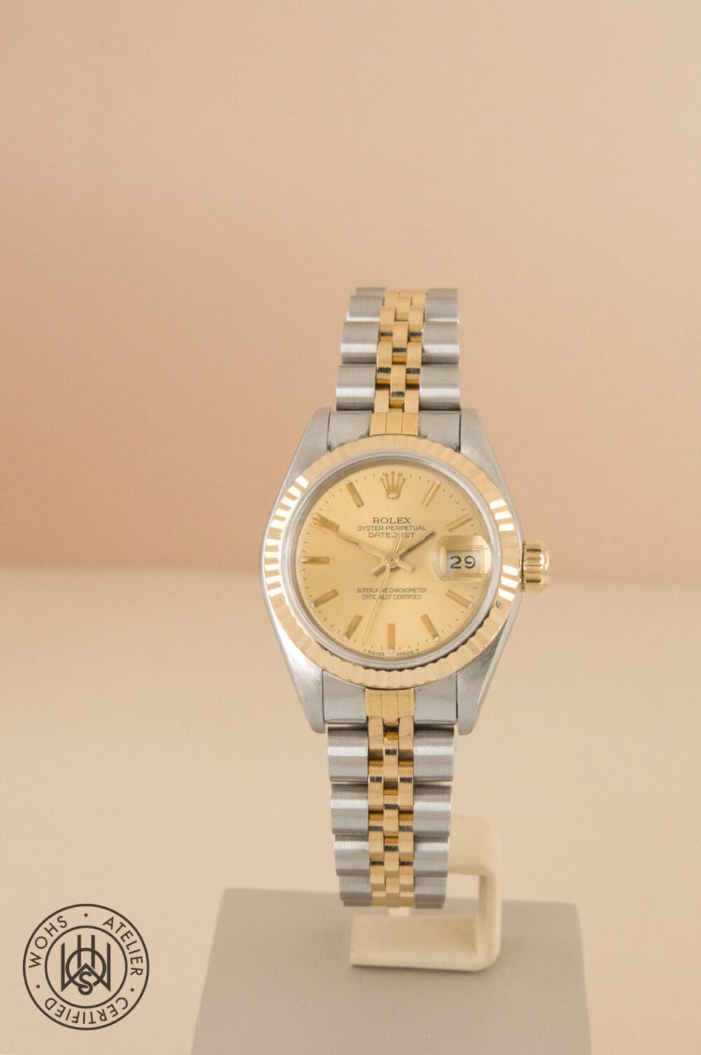 Pre-owned Rolex Datejust baton dial reference:69173 Pre-owned Rolex Datejust baton dial reference:69173