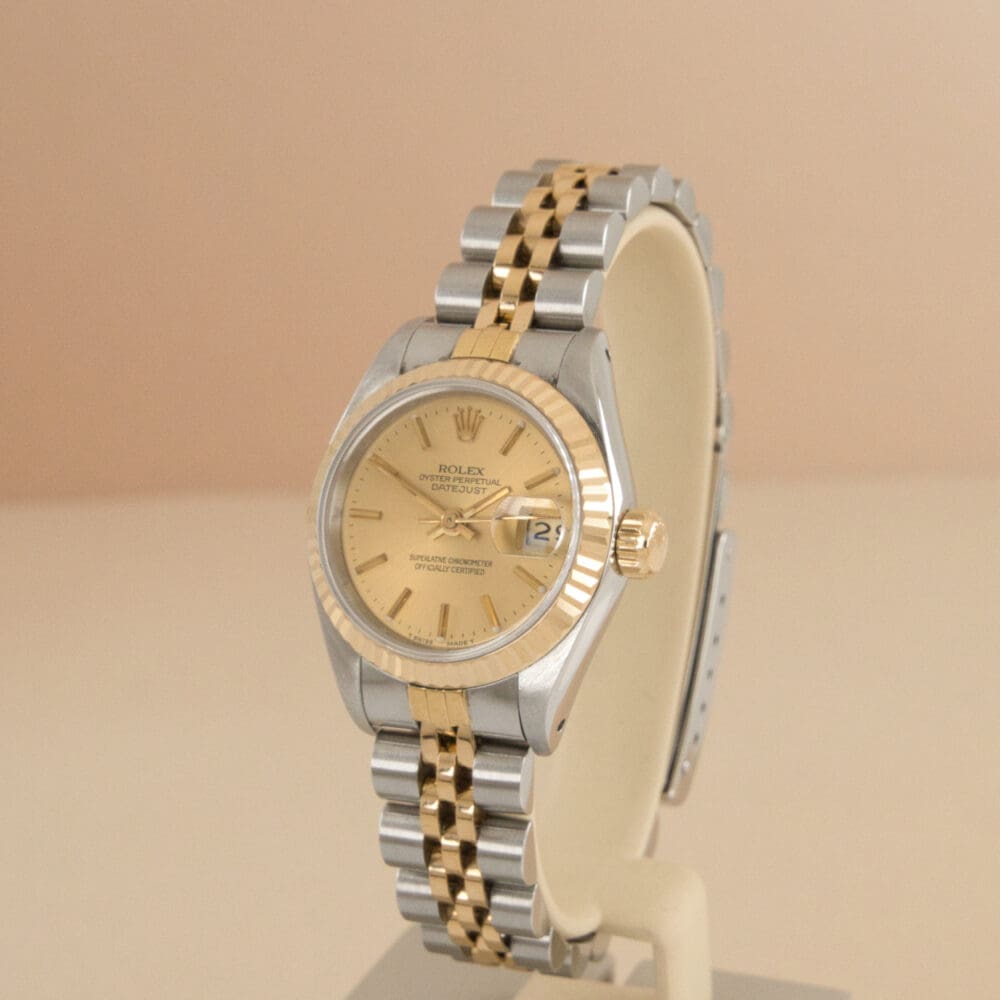Pre-owned Rolex Datejust baton dial reference:69173 Pre-owned Rolex Datejust baton dial reference:69173