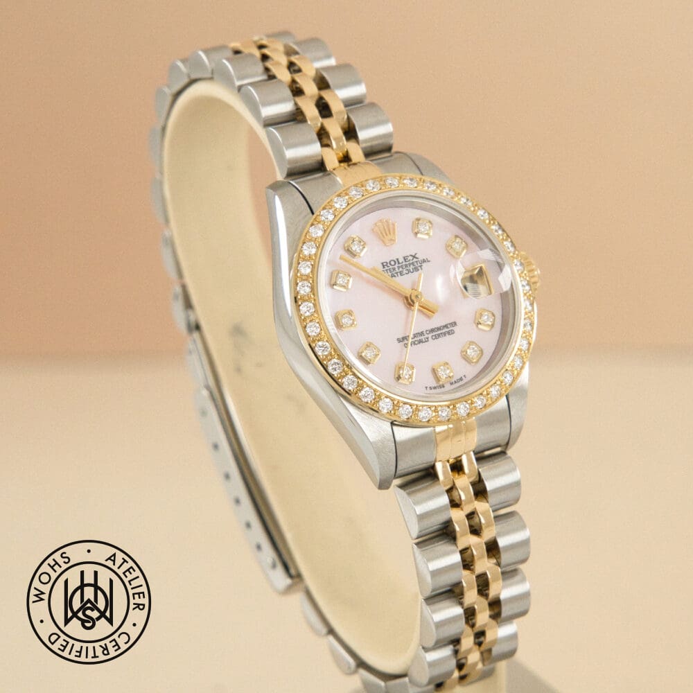Pre-Owned Rolex Lady Datejust Custom diamond bezel custom mother of pearl diamond dial Reference:69173 Pre-Owned Rolex Lady Datejust Custom diamond bezel custom mother of pearl diamond dial Reference:69173