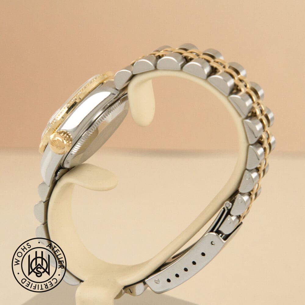 Pre-Owned Rolex Lady Datejust Custom diamond bezel custom mother of pearl diamond dial Reference:69173 Pre-Owned Rolex Lady Datejust Custom diamond bezel custom mother of pearl diamond dial Reference:69173
