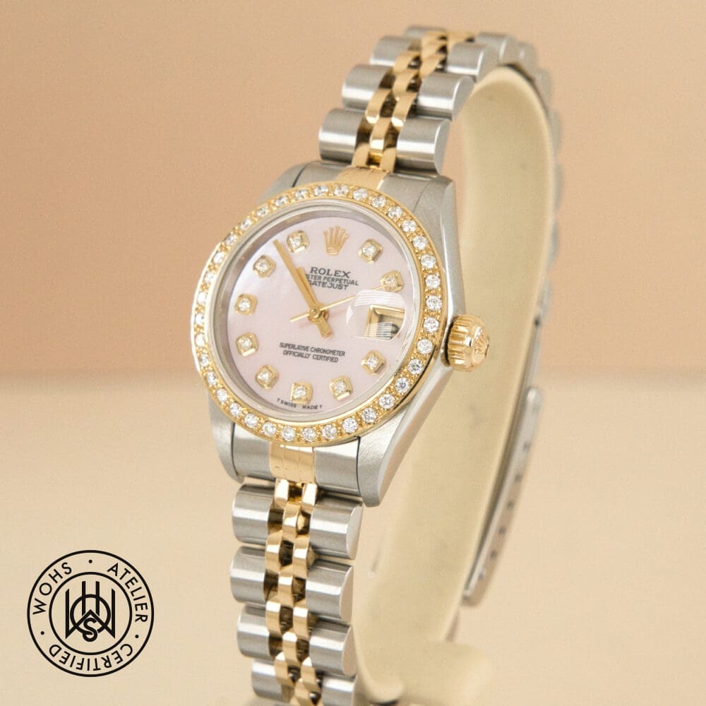 Pre-Owned Rolex Lady Datejust Custom diamond bezel custom mother of pearl diamond dial Reference:69173 Pre-Owned Rolex Lady Datejust Custom diamond bezel custom mother of pearl diamond dial Reference:69173