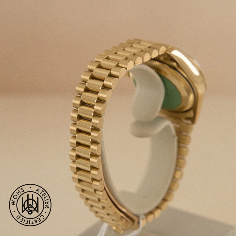 Pre-owned Rolex Lady-Datejust 69178, champagne dial, yellow gold, 26mm, 1992 – photo 5 of 6