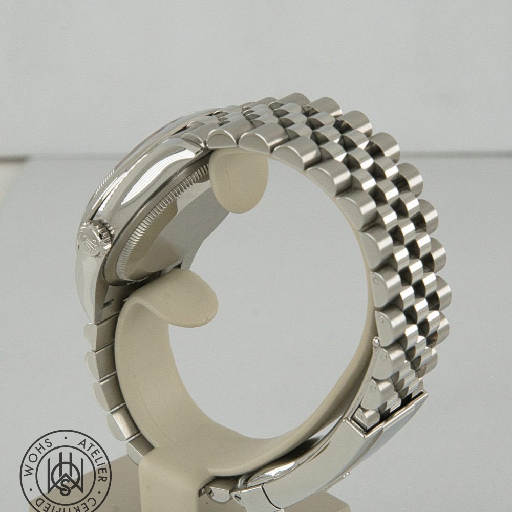 Pre-owned Rolex Datejust 126200, silver dial, steel, 36mm, 2026 – photo 7 of 8