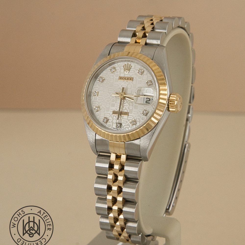 Pre-owned Rolex Lady-Datejust 69173, silver dial, steel and yellow gold, 26mm, 1994 – photo 2 of 8